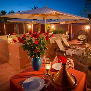 Rose Du Desert Riad